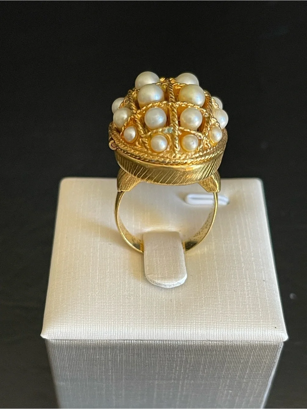 Vintage Avon faux pearl solid perfume ring.